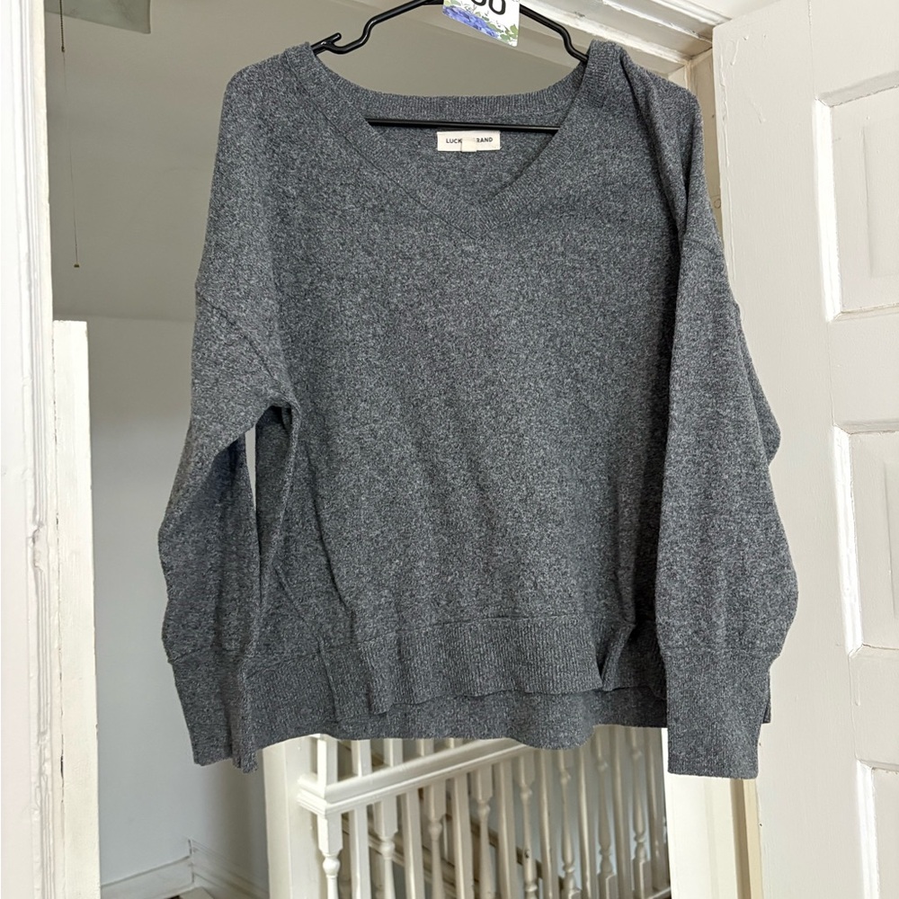 Lucky Brand Women's Dark Gray V-Neck Pullover Sweater